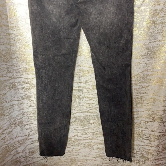 CELLO Grey Wash Mid Rise Straight Ankle Raw Hem Jeans Size 3 - Picture 9 of 14